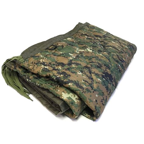 Military Poncho Liner Waterproof Outdoor Camping Woodland Sleeping Blanket