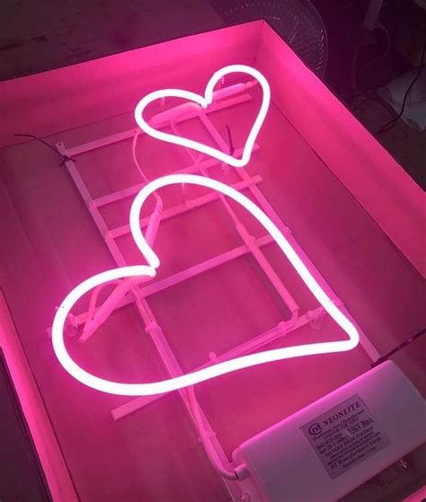 #neon #aesthetics #aesthetic #color #light #depe #heart https ...