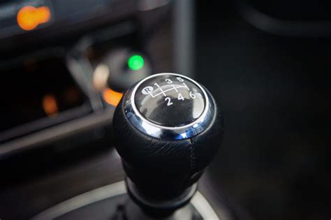 What Is a Six-Speed? Plus, Should You Choose a Car with More Gears? - In The Garage with ...