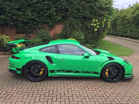 Bright Green Porsche 911 GT3 RS For Sale In UK - R4.3 Million