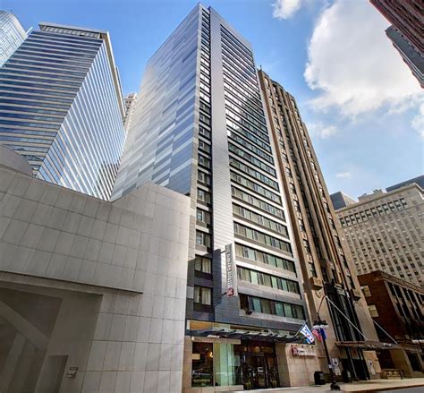 Hilton Garden Inn Chicago Downtown Riverwalk, Chicago, IL : -41% during ...