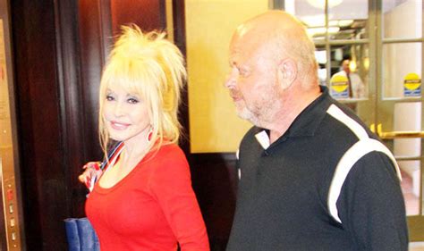 Dolly Parton remarries Carl Dean after 50 years: 13 crazy facts about the Queen of Country ...