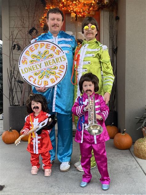 Beatles Sgt Pepper Costume | Beatles halloween costumes, Themed halloween costumes, Family ...