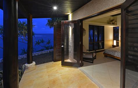 Three Bedroom Oceanfront Villa in Fiji Savusavu