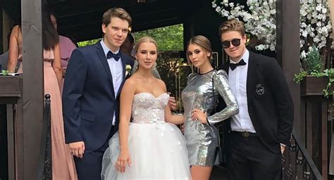 Ilya Samsonov gets married to longtime girlfriend in hometown of Magnitogorsk