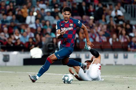 Ronald Araújo: first Barcelona start of many? | Barca Universal