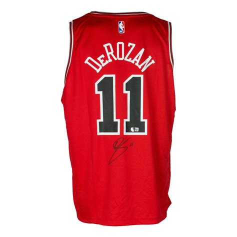 DeMar DeRozan Signed Bulls Jersey (Beckett) | Pristine Auction