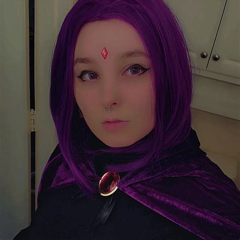 Raven (Teen Titans) : r/cosplayers