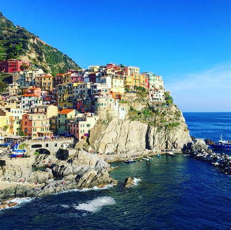 Riomaggiore, Cinque Terre, Italy : r/travel