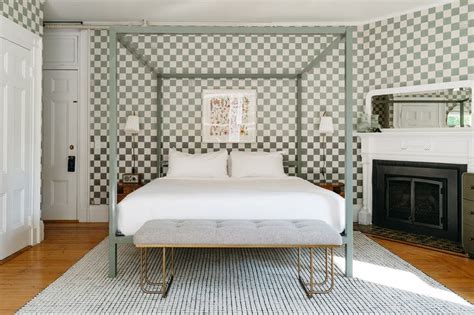 Inside a Revamped Historic Hotel in Camden, Maine | domino