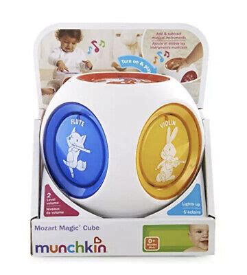 Munchkin Mozart Magic Music Cube Musical Sounds Orchestra Lights Baby ...