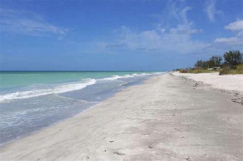 Longboat Key Vacation Rental | Spacious Club Longboat Key steps to the sand, private beach ...