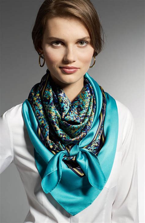 Latest Fashion Trends for Men and Women: Womens Fashion – Scarf