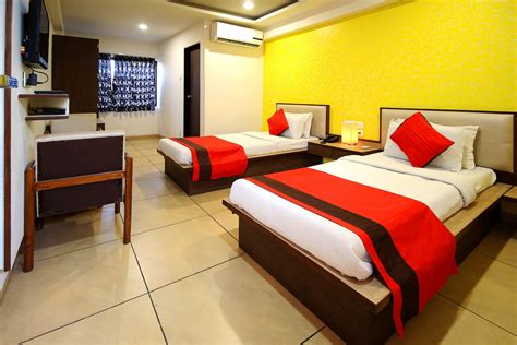 OYO Rooms 024 Ahmedabad Station, Budget Hotel Ahmedabad, Book @ ₹1699 - OYO Rooms