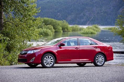 First Drive: 2012 Toyota Camry XLE | AutoKinesis