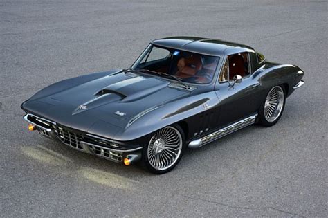 1966 Corvette Sting Ray Split Ray Ridler Johnson | Corvette, Classic corvette, Classic cars