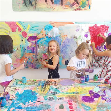 Large Scale Collaborative Murals for Kids - Meri Cherry