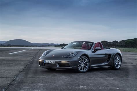 2017 Porsche 718 Boxster Fully Revealed with Turbo Flat - My Favourite ...