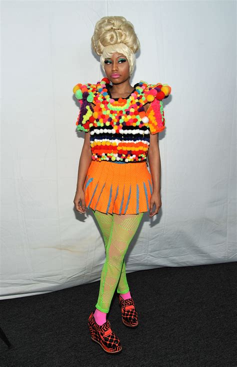 17 Bizarre Nicki Minaj Outfits, Because She Knows How To Make Costume ...