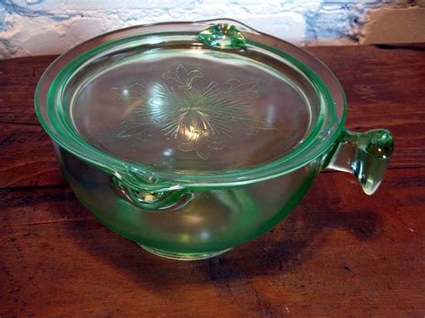Vintage Green Depression Glass Mixing/Batter Bowl with Lid… | Flickr
