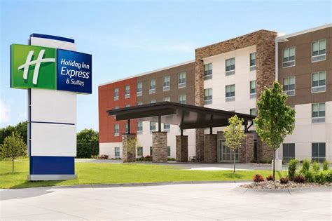 HOLIDAY INN EXPRESS & SUITES MUSKEGON - GRAND HAVEN, AN IHG HOTEL (AU ...