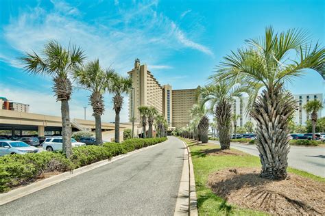 Newly Listed at Pelican Beach Resort!