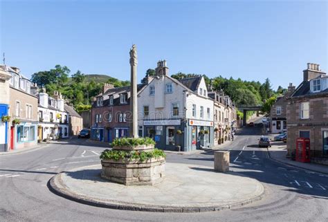 Melrose Town Centre in the Scottish Borders Editorial Stock Photo - Image of island, outside ...