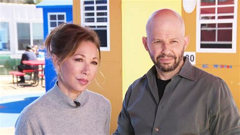 How Jon Cryer and Wife Lisa Joyner Are Helping LA's Unhoused Residents ...