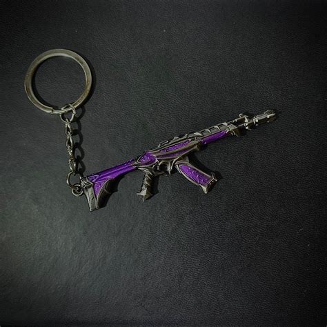 Valorant keychains, Hobbies & Toys, Toys & Games on Carousell