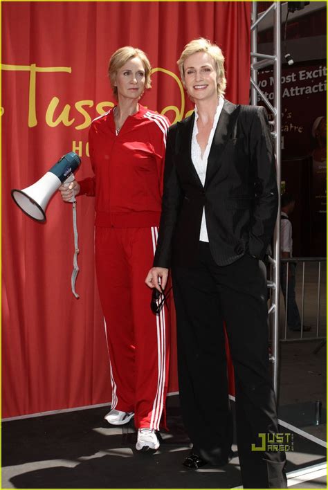 Photo: jane lynch madame tussauds sue sylvester wax figure 01 | Photo ...