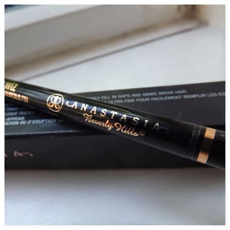 Not Your Average: Anastasia Brow Wiz Review