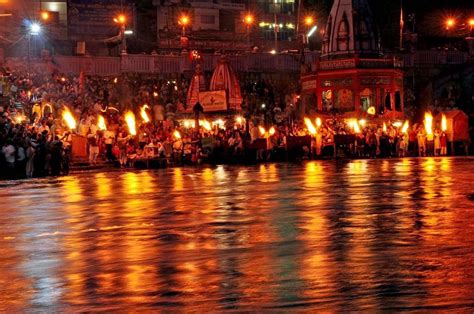 Ganga Aarti in Haridwar: timings, venue and other details - Outstation ...