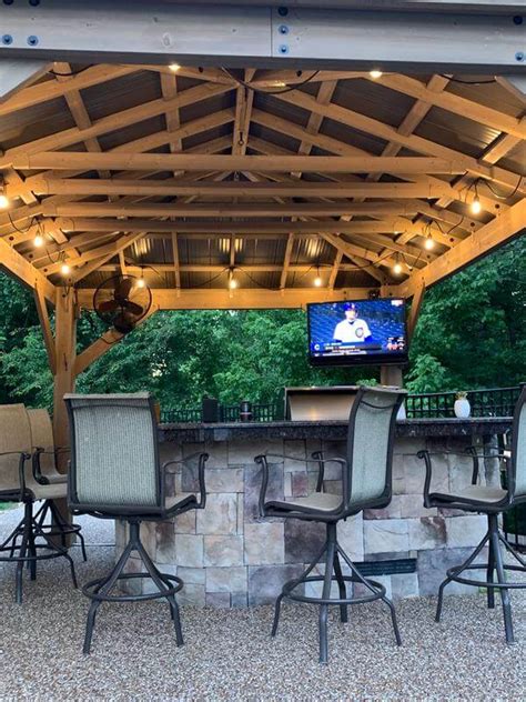 Check Out More Of These Inspiring Outdoor TV 📺 Setups - Yardistry