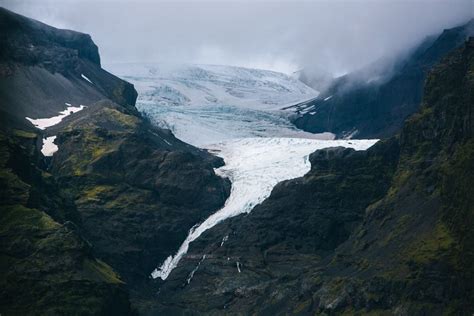 Scenes From The Road in Iceland | Frugal Frolicker