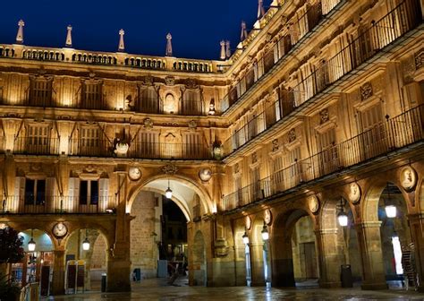 Premium Photo | Salamanca plaza mayor in spain