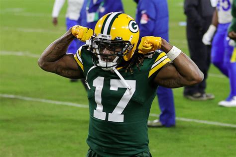 No Discussions Between Davante Adams, Packers: Fans React - The Spun