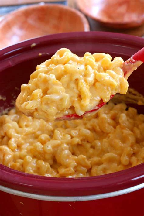 Crock Pot Mac & Cheese {Extra Creamy!} - The Cozy Cook