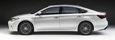 Available Exterior Colors on the 2018 Toyota Avalon