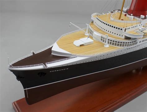 60-inch SS Normandie Model | SD Model Makers