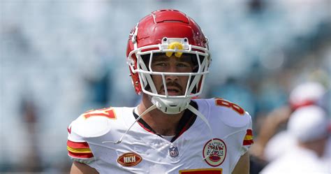 Chiefs' Travis Kelce: Deion Sanders' Sons Shedeur, Shilo Are ...