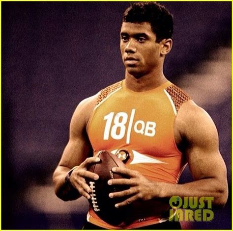 Russell Wilson, Seattle Seahawks Quarterback | Nfl, Russell wilson ...