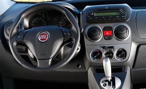 Fiat Qubo Photos and Specs. Photo: Qubo Fiat Specifications and 23 ...