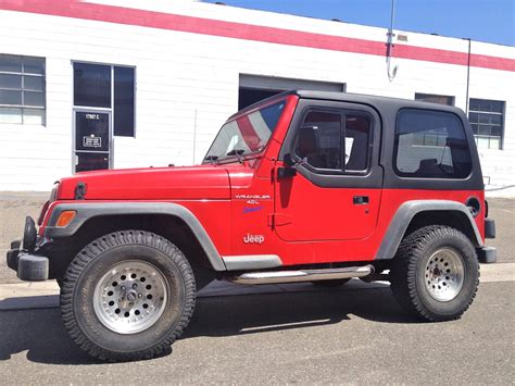 Hardtop Depot Quality Hardtop for Jeep Wrangler TJ (1997-2006)