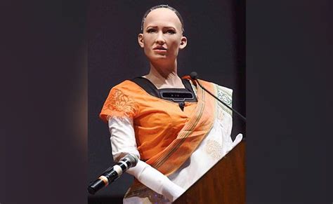 When humanoid robot Sophia fell in love with 'colorful and diverse' India | | NRI Pulse