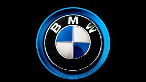 Bmw Logo 4k Wallpaper Download Bmw Logo Wallpapers Wallpapers All ...