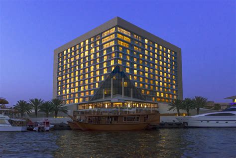 SHERATON DUBAI CREEK HOTEL & TOWERS