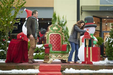 ‘Five Star Christmas’ Hallmark Movie Premiere: Trailer, Synopsis, Cast ...