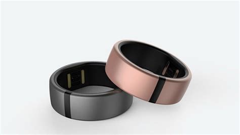 Elegant and Effective Fitness Tracker Ring