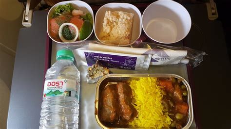 Thai Airways - Muslim Meal - YouTube