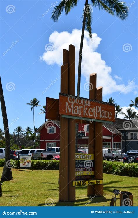 Coconut Marketplace at Kapaa on the Island of Kauai in Hawaii Editorial ...